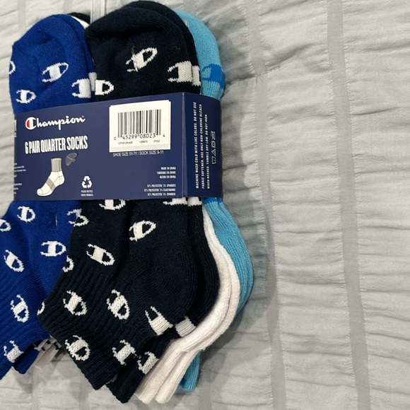 Champion Quarter Socks - Picture 3 of 3